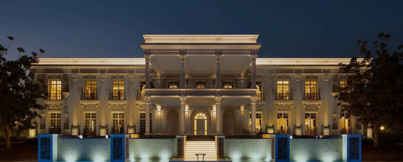 Top 5 expensive villas in Dubai with views of Palm Jumeirah and luxury interiors